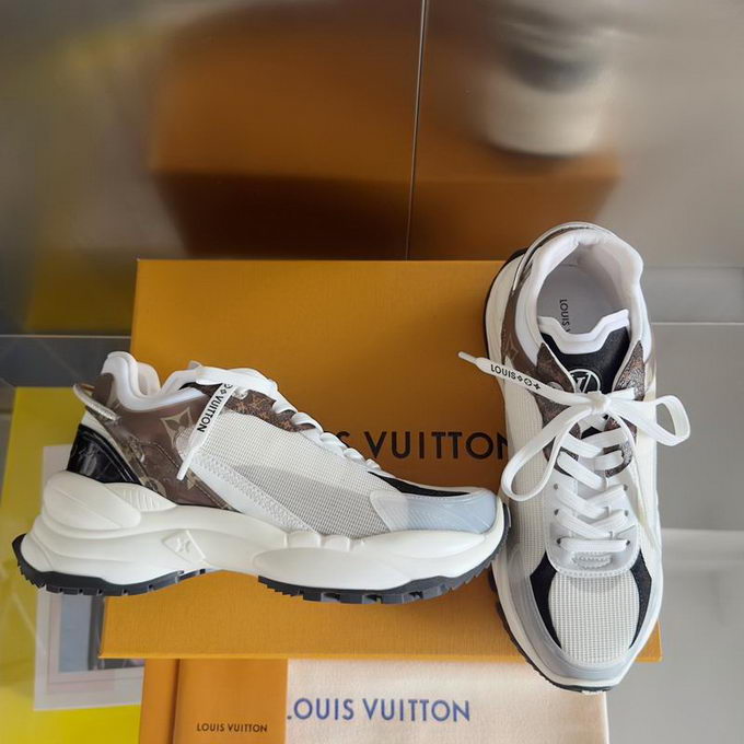 Louis Vuitton Sneakers Wmns ID:20250217-119